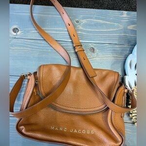 Marc Jacob Groove Messenger Bag (medium size)